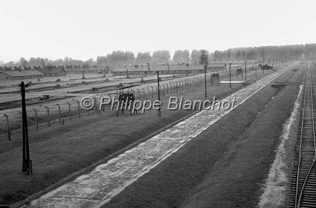 auschwitz 06.JPG - Camp de ConcentrationAuschwitz II - BirkenauPetite Pologne, MalopolskaPologne